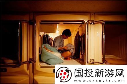 膠囊旅館里熱量櫻花狂舞網(wǎng)友：這操作666！