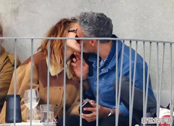 歐美久久精品：震驚全球的事件曝光-數(shù)百名知名人士卷入丑聞-引發(fā)社會廣泛關(guān)注與討論！