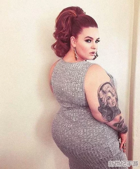 女子下部BBw另類新奇-引發(fā)熱議：獨(dú)特風(fēng)格挑戰(zhàn)傳統(tǒng)審美-時(shí)尚界新寵正在悄然崛起！