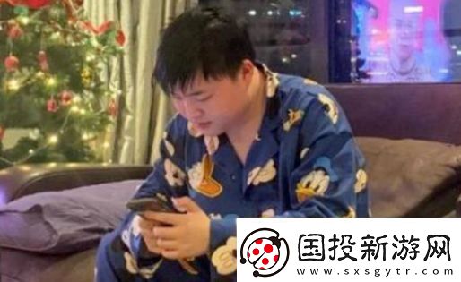 Uzi深夜直播自述壓力太大-稱十分努力但人氣不達(dá)標(biāo)-工資都拿不到