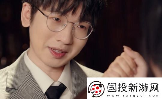 LPL解說和美女演員拍短劇