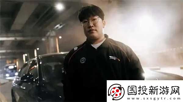 LOL全新UI引發(fā)玩家憤怒-“農(nóng)化”只取其弊-先鋒賽收視率跌破百萬