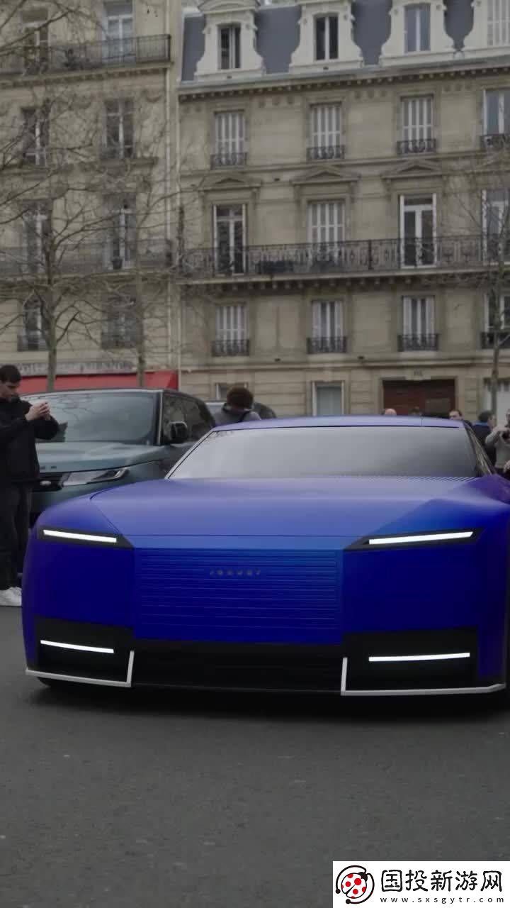 捷豹Type-00概念車巴黎時尚首秀-2025量產(chǎn)電動GT蓄勢待發(fā)